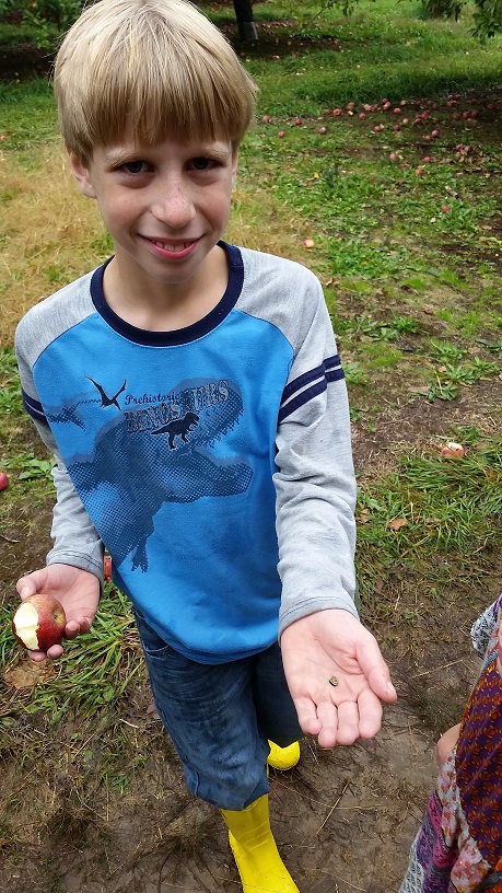WS holding a caterpillar